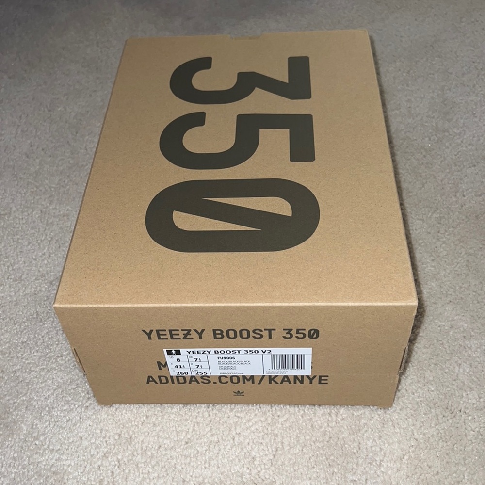 EMPTY YEEZY 350 BOX